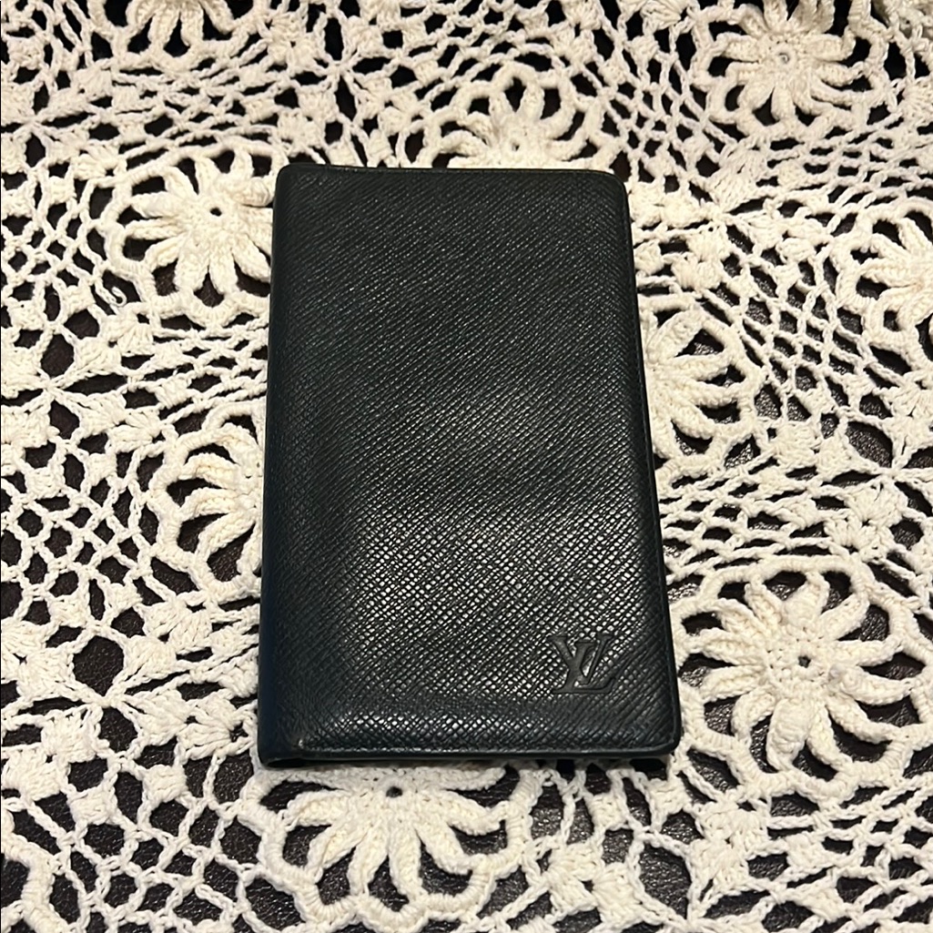 Louis Vuitton WalletCheckbook